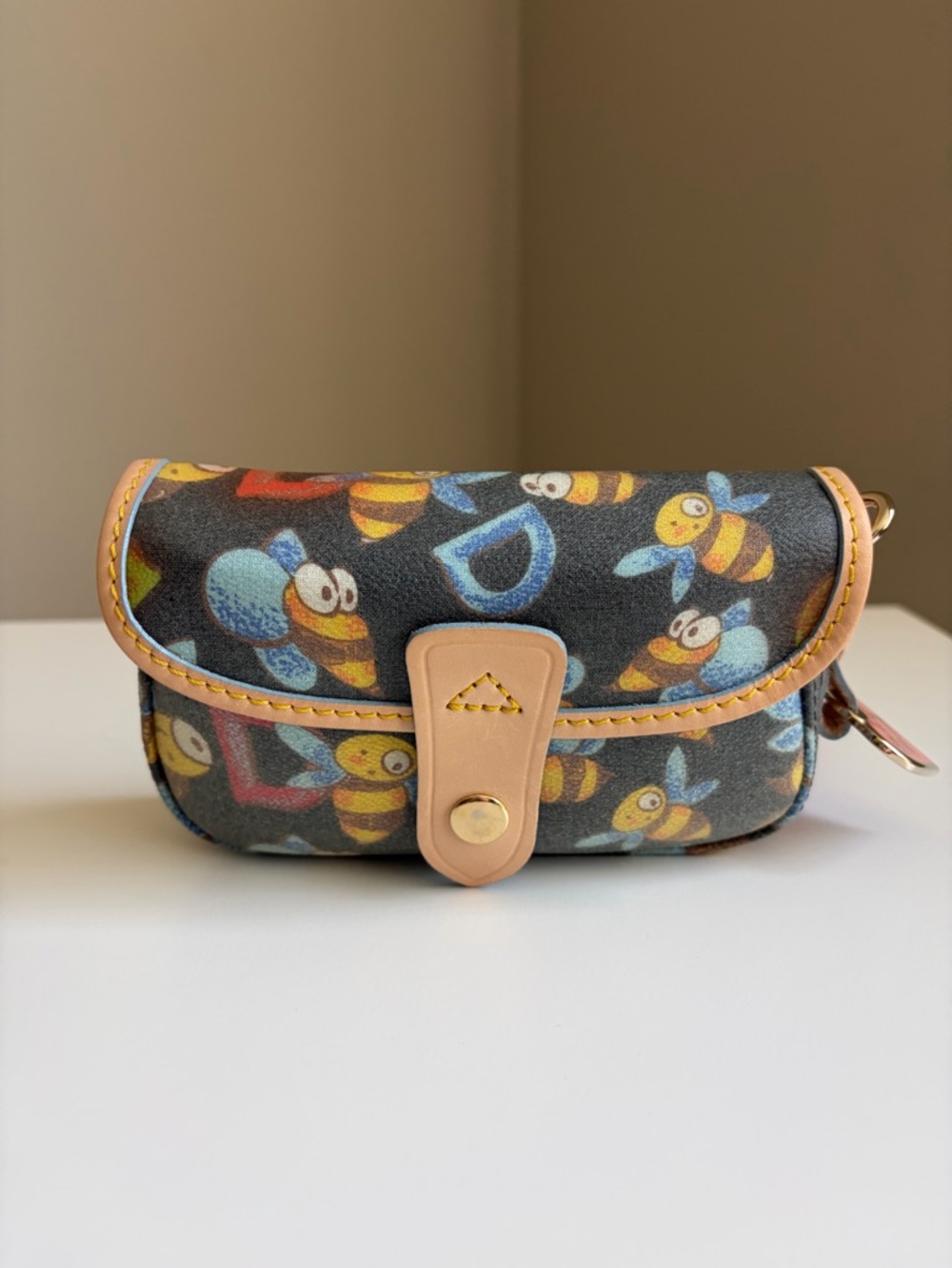 Dooney & Bourke Vintage Bumble Bee Wristlet